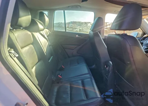 2012 Volkswagen Tiguan S z USA, uszkodzony, nr VIN WVGAV7AX2CW534088